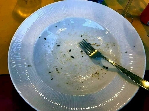 Leckere Tagliatelle valle di Bondo im Restaurant Nando Di Dalo