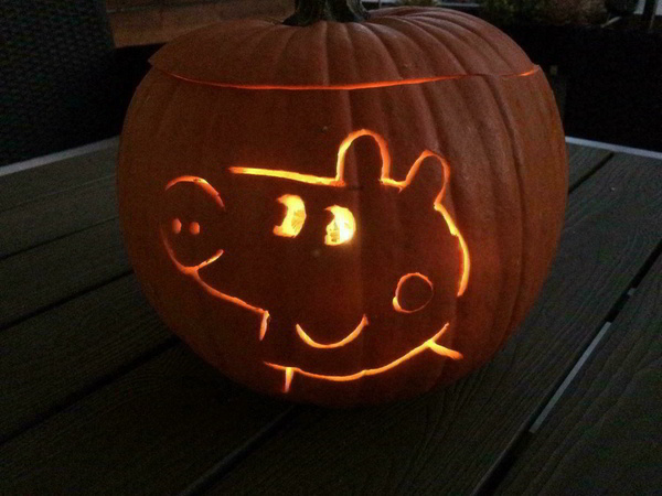 Peppa Wutz leuchtet in einem Kürbis, 2015