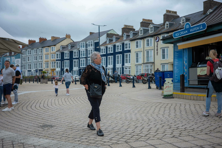 Life on the promenade